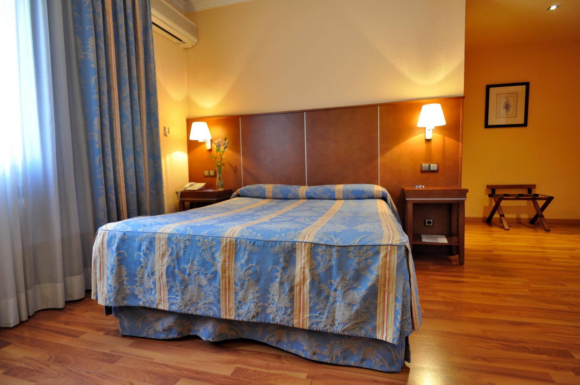 Hotel Cason Del Tormes By Happyculture Madri