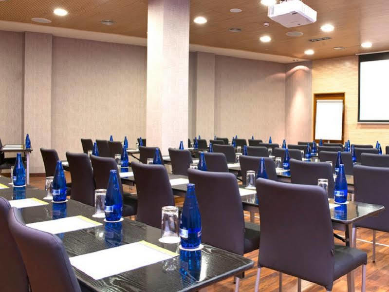 Exe Moncloa Hotel 4*