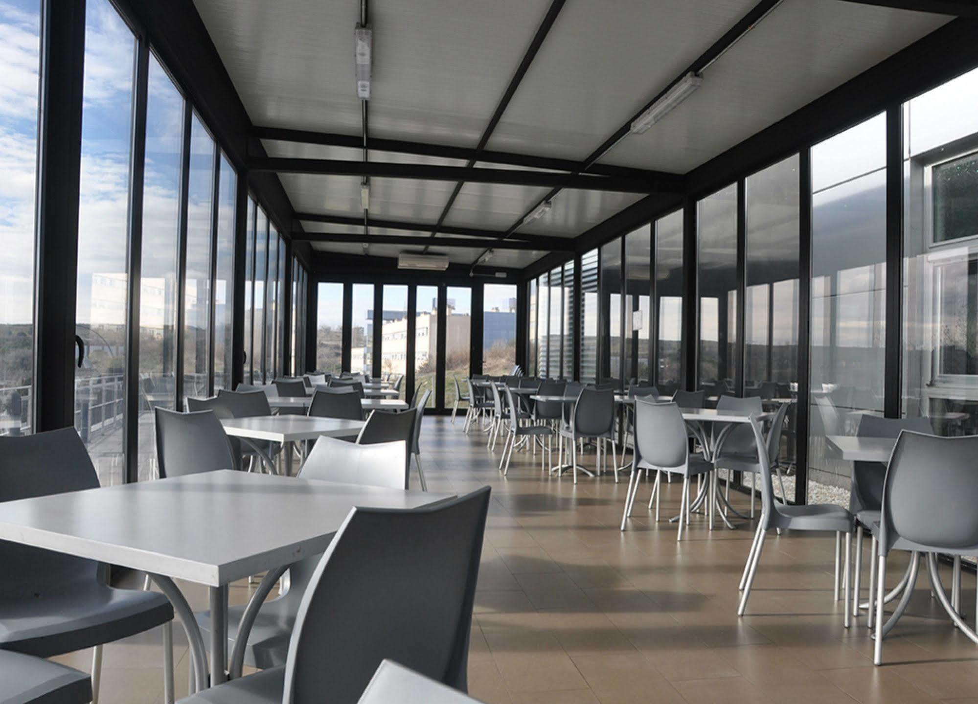Residencia Universitaria Resa Erasmo *