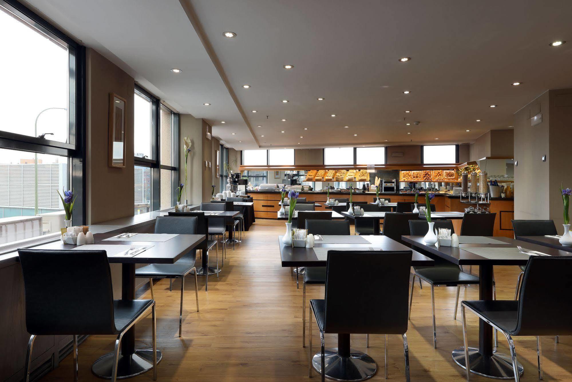 Exe Plaza 4* Madri