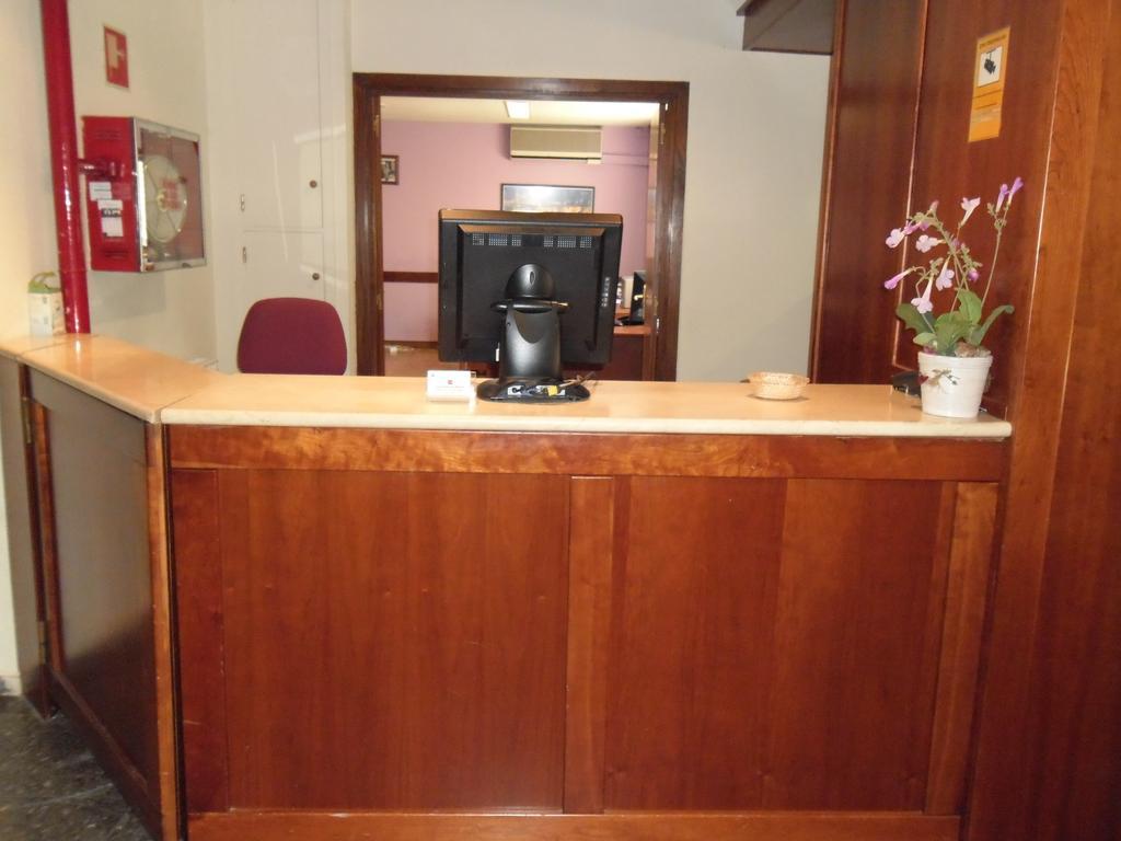 Escuela Hotel