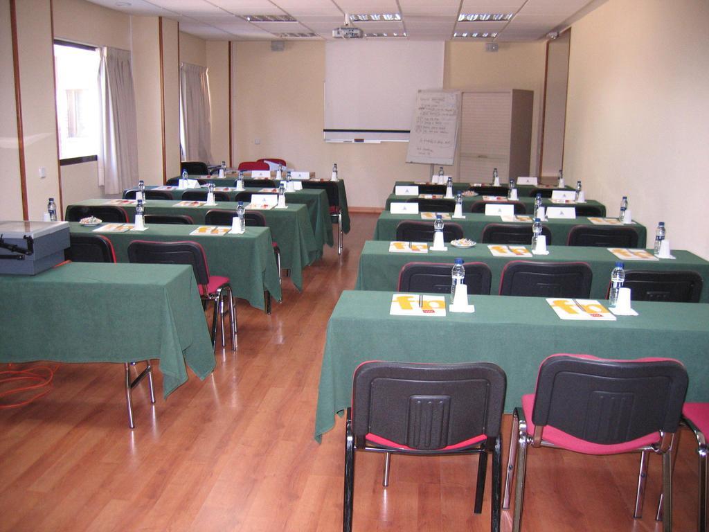 Escuela Hotel 2*