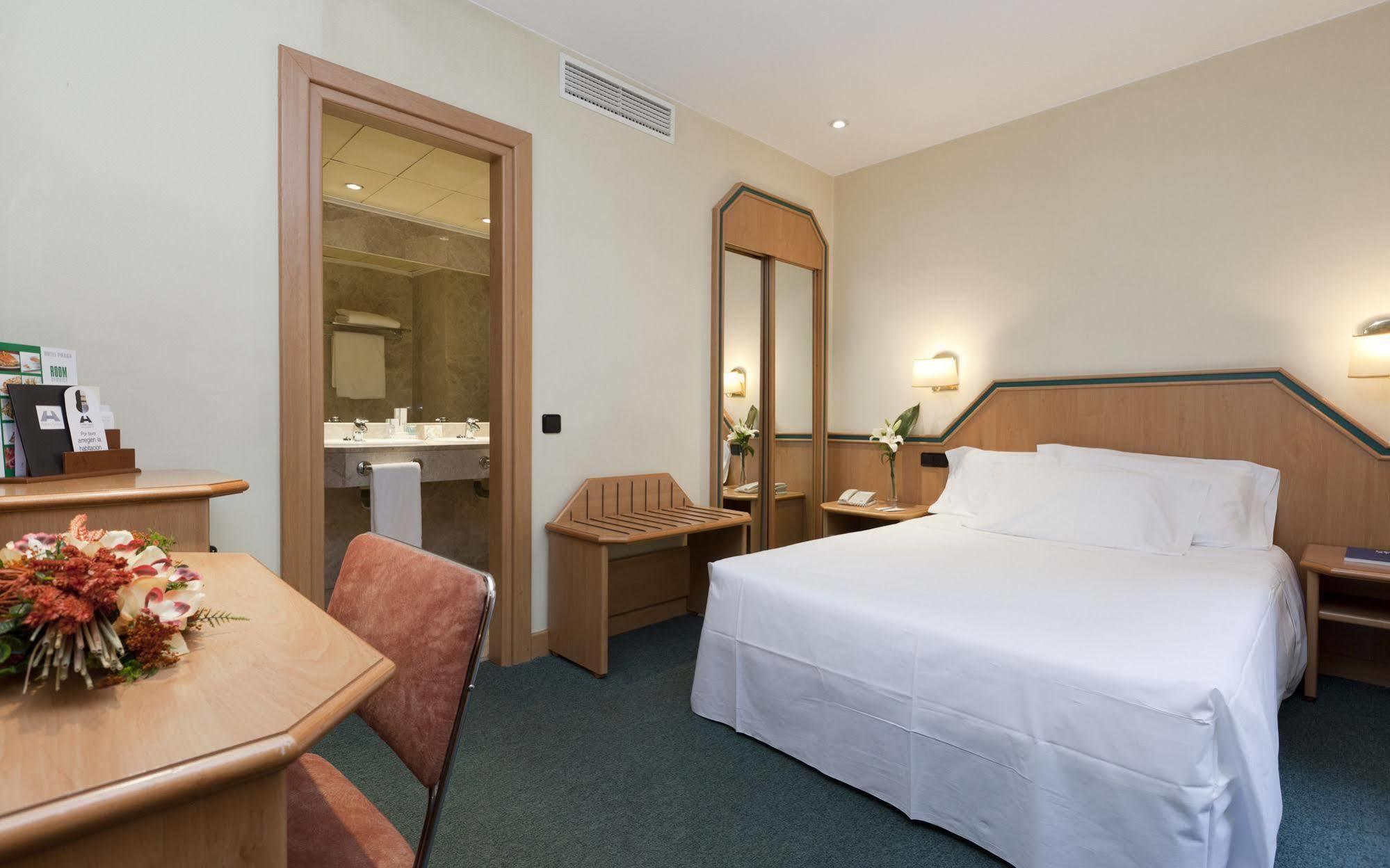 Praga Hotel 4*