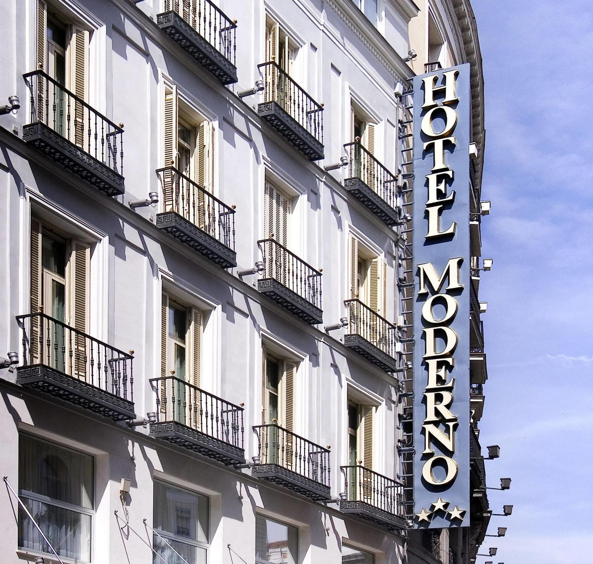Moderno Puerta Del Sol 3*