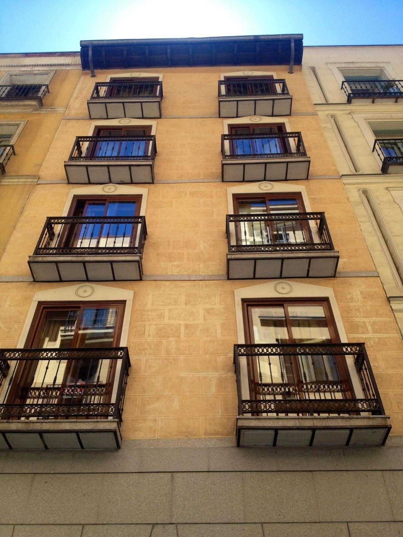 Caballero De Gracia Apartment