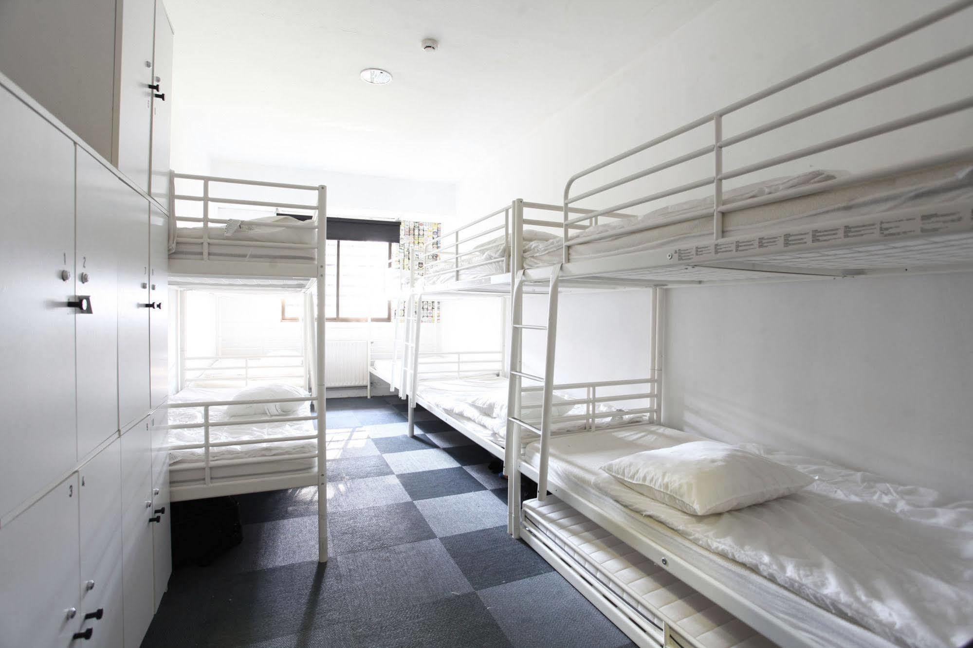 Hostel Meetingpoint *