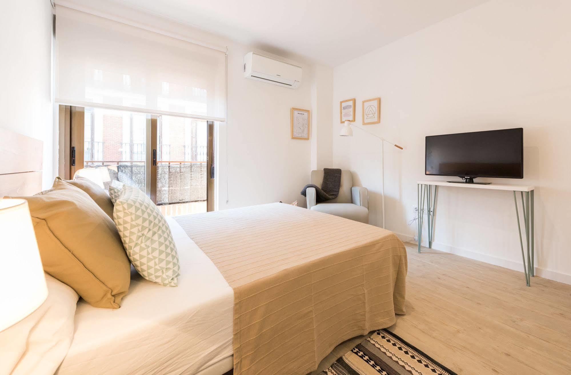 L&h La Latina Selection Apartahotel 3*