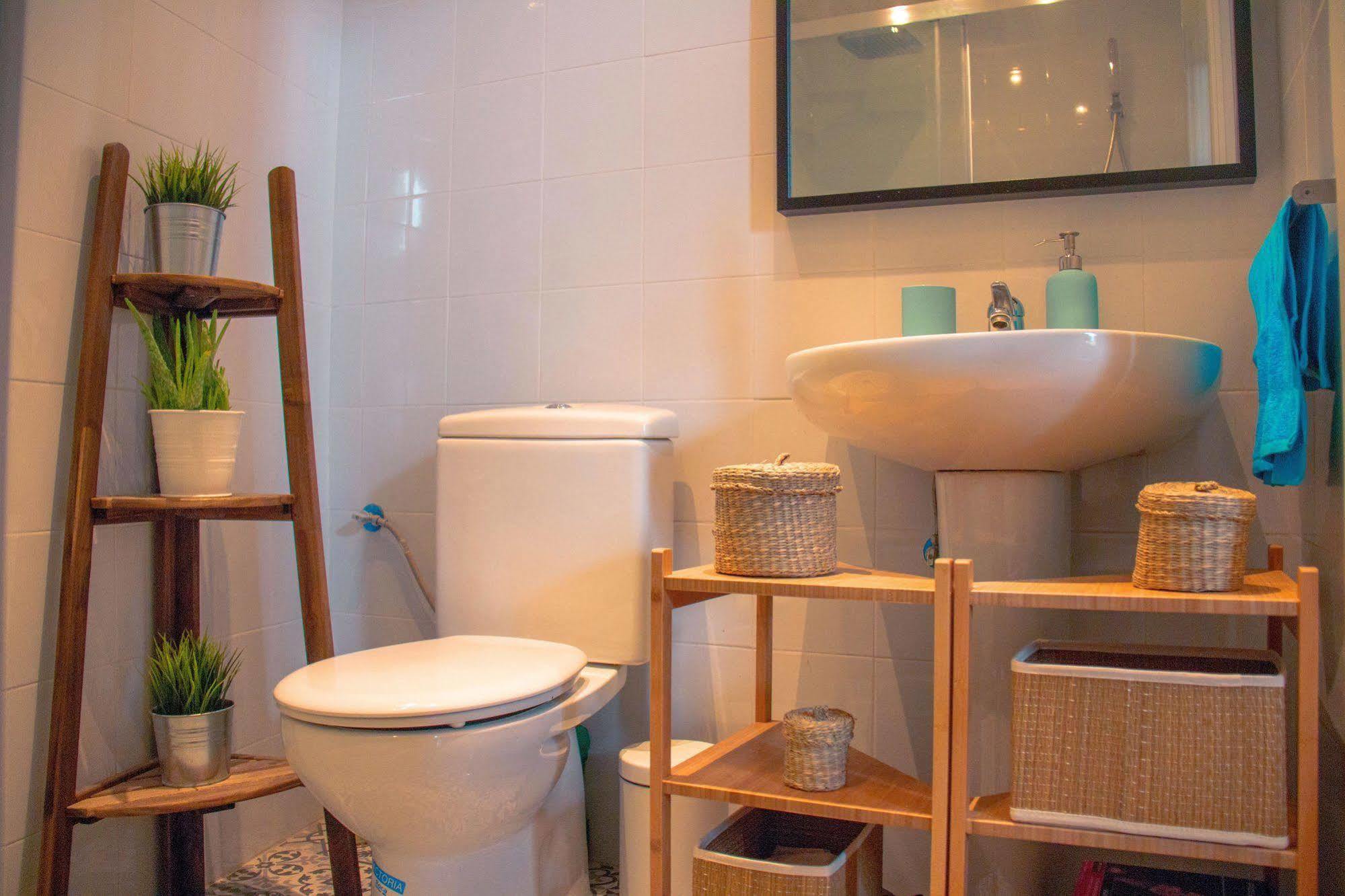Lollipop Flats Centre Apartment *