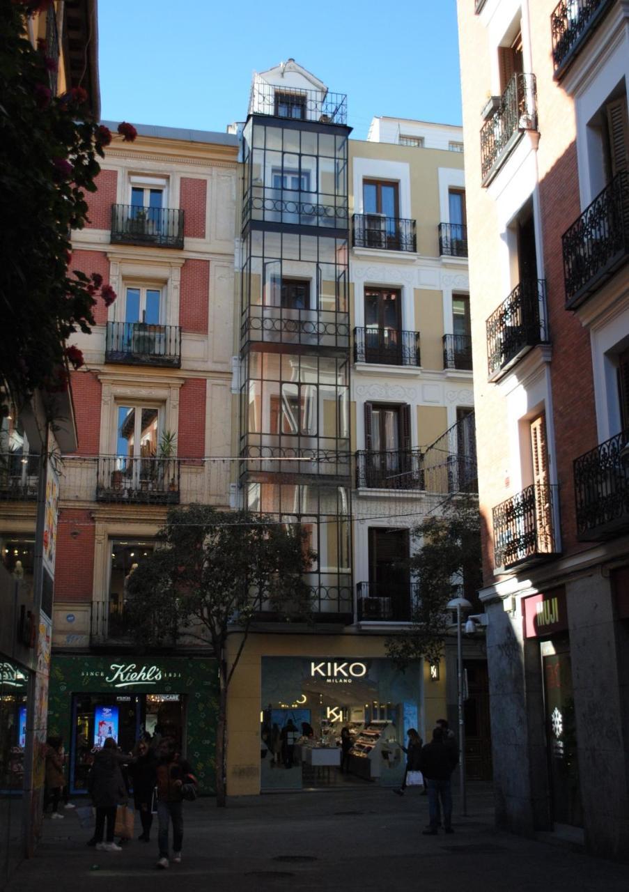 Abril Pensión Madrid
