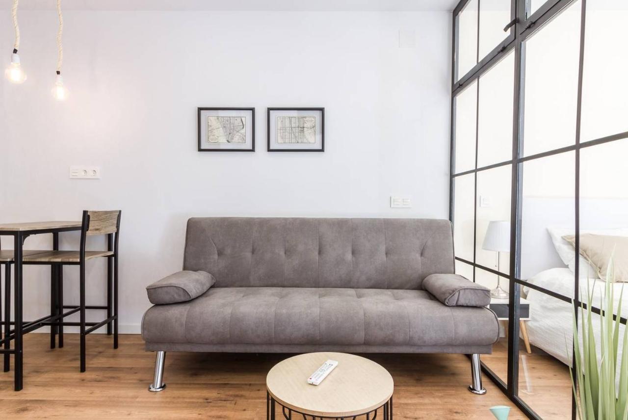 Apartment Modern In Toledo Street By Batuecas