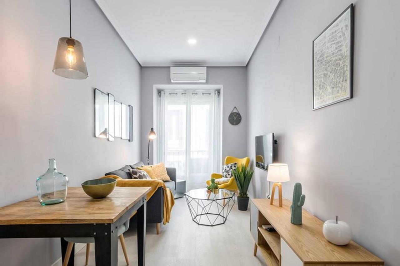 Flaring New Next To Gran Via By Batuecas Apartment Madrid