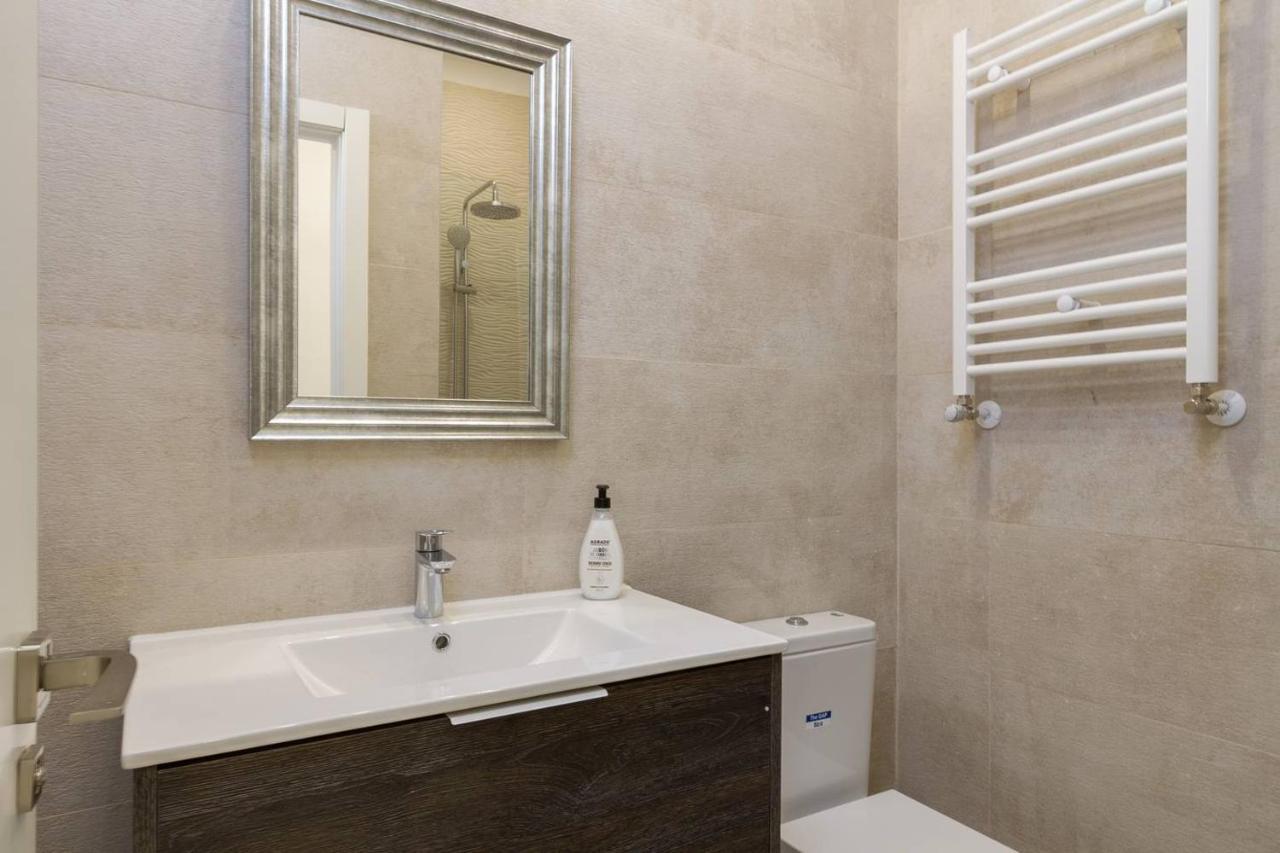 Lejlighed Marvelous Of 3 Bedrooms Near La Latina By Batuecas *