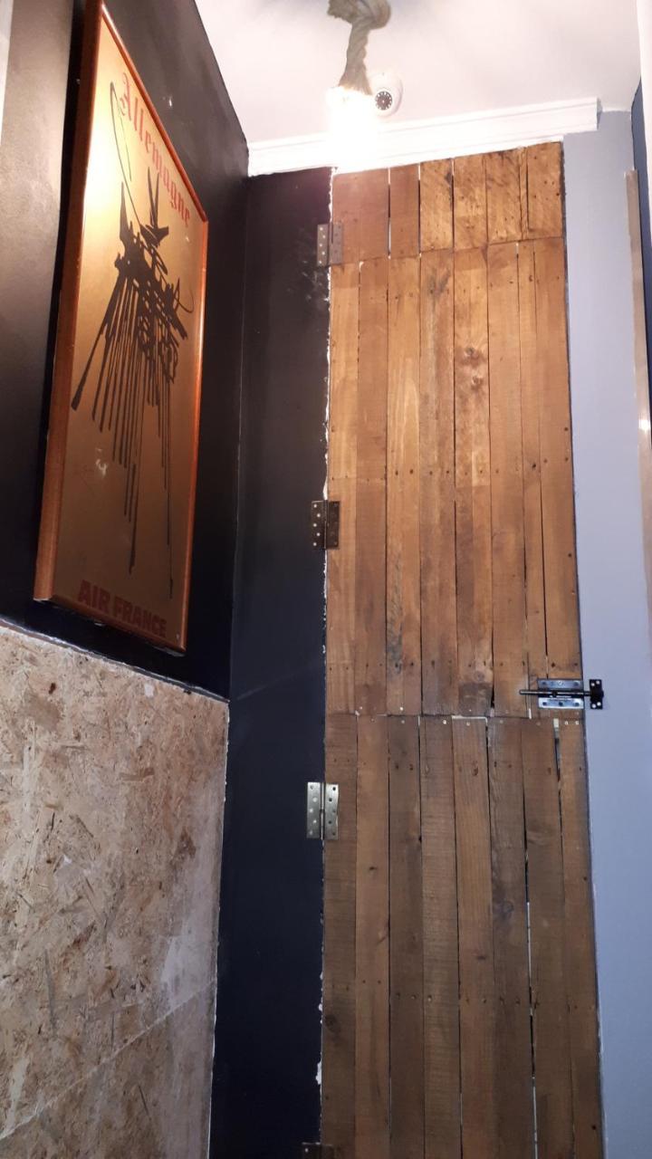 Hispalense Casa de hóspedes Madri