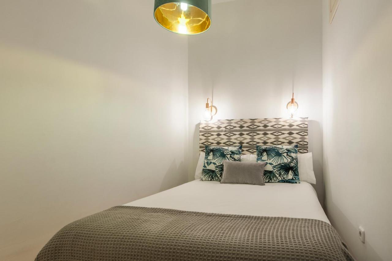 Apartment De Austrias -tradicion Con Estilo Moderno *