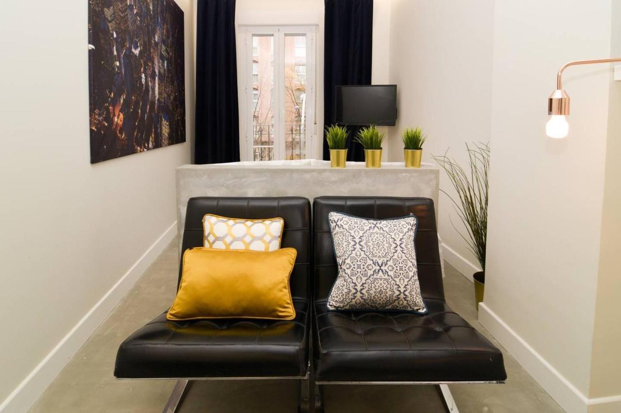 Apartment Modern In Embajadores Street By Batuecas Madrid