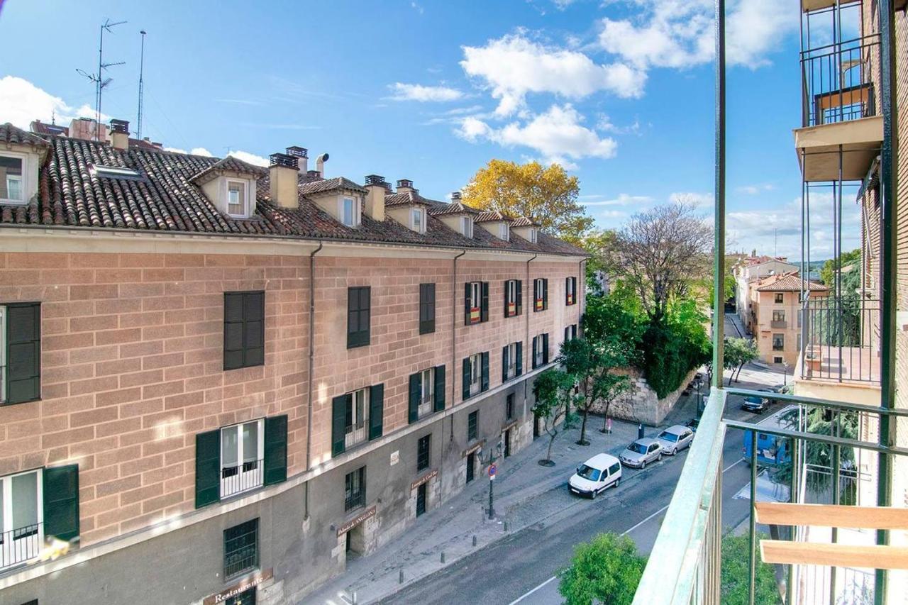 Sunny At The Foot Of Royal Palace By Batuecas Apartment *