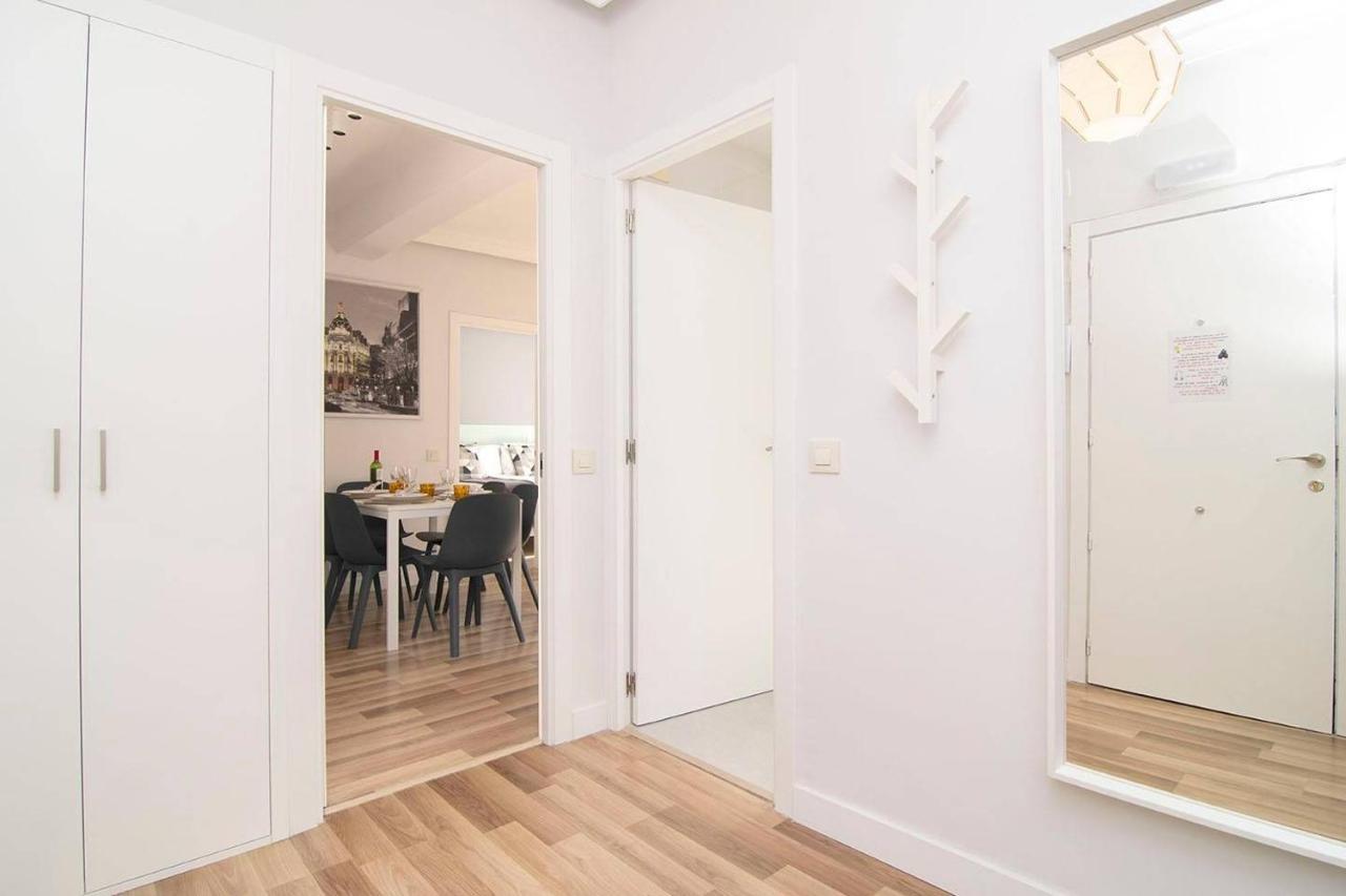 Apartment Sunny At The Foot Of Royal Palace By Batuecas Madrid