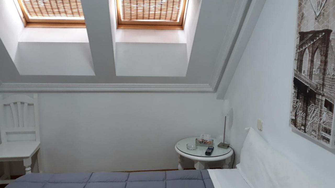 Chalet Zoraya Barajas * Madrid