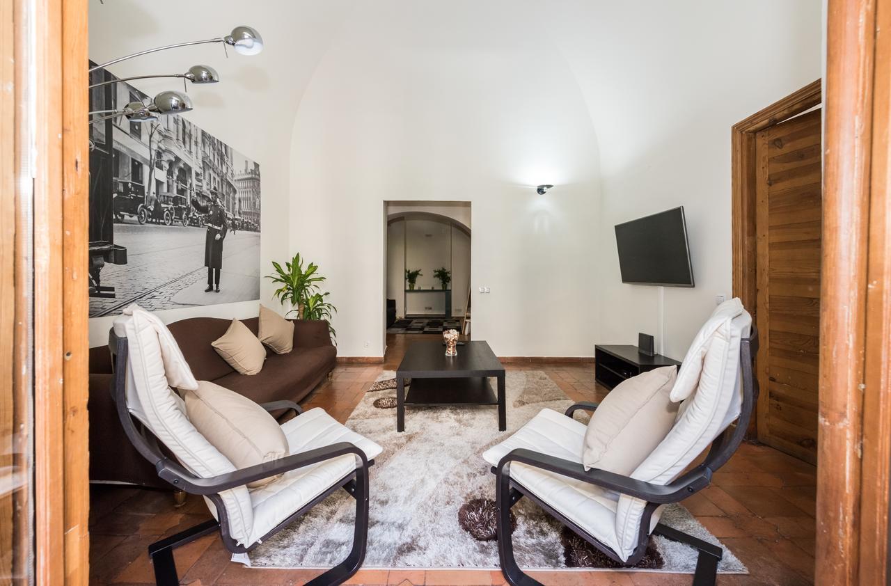 Vegas Apartment
