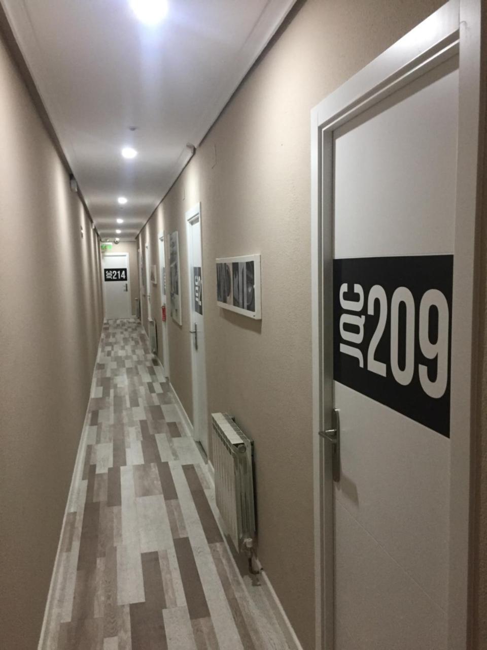 Jqc Guest house Madrid