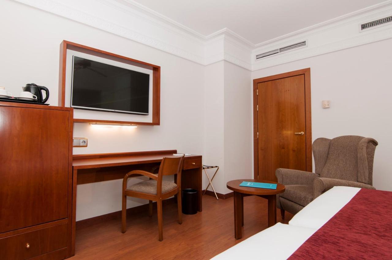 Senator Gran Via 70 Hotel 4*