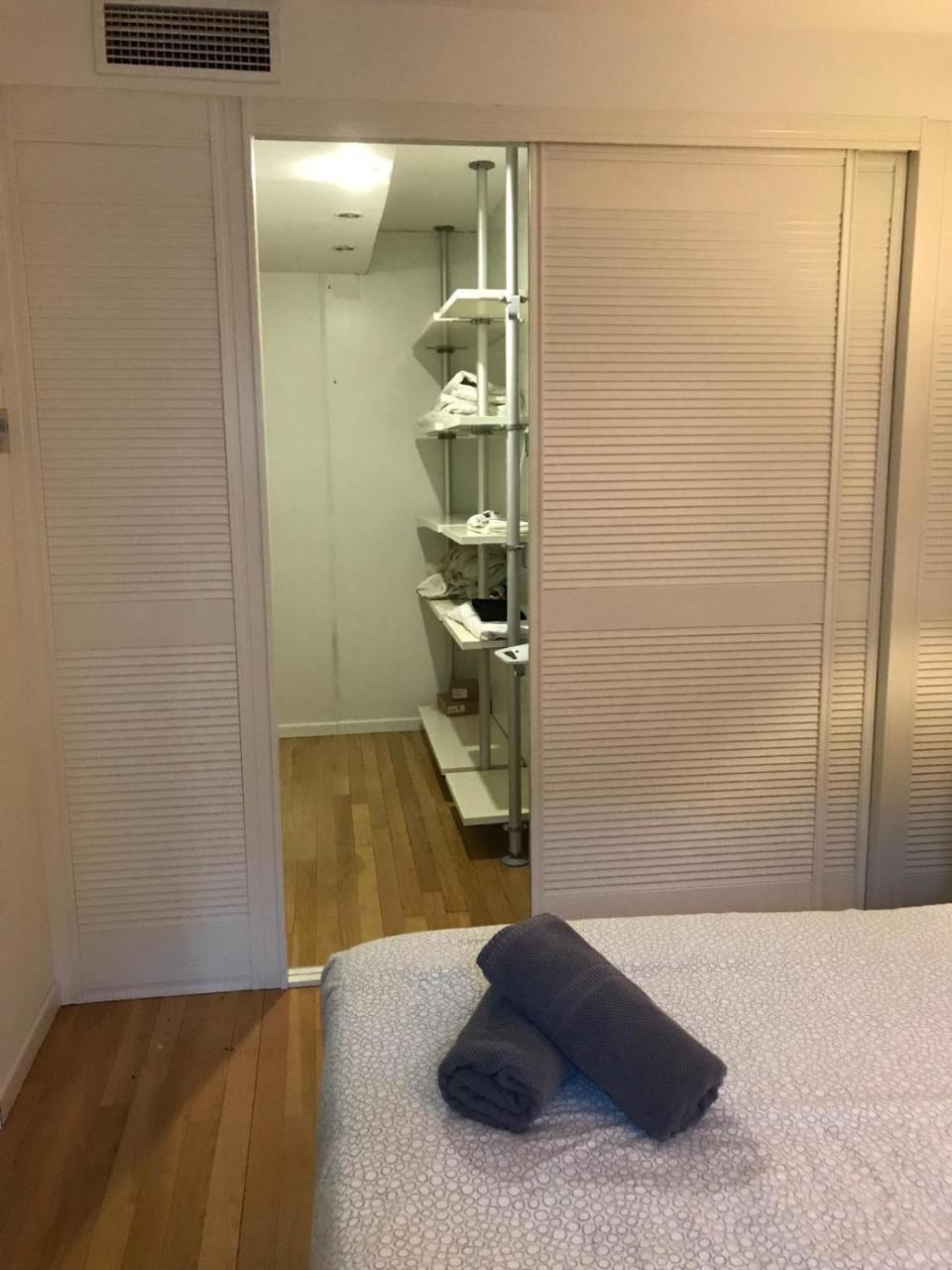 Calle Fernan Gonzalez Apartment