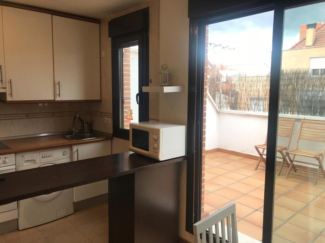 25 Calle De Bustillo Del Oro Apartment