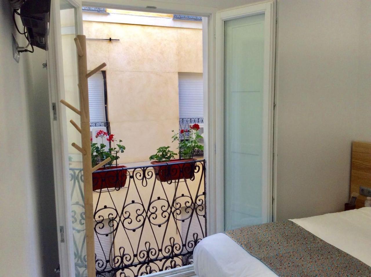 Palacio Luna 3* Madri