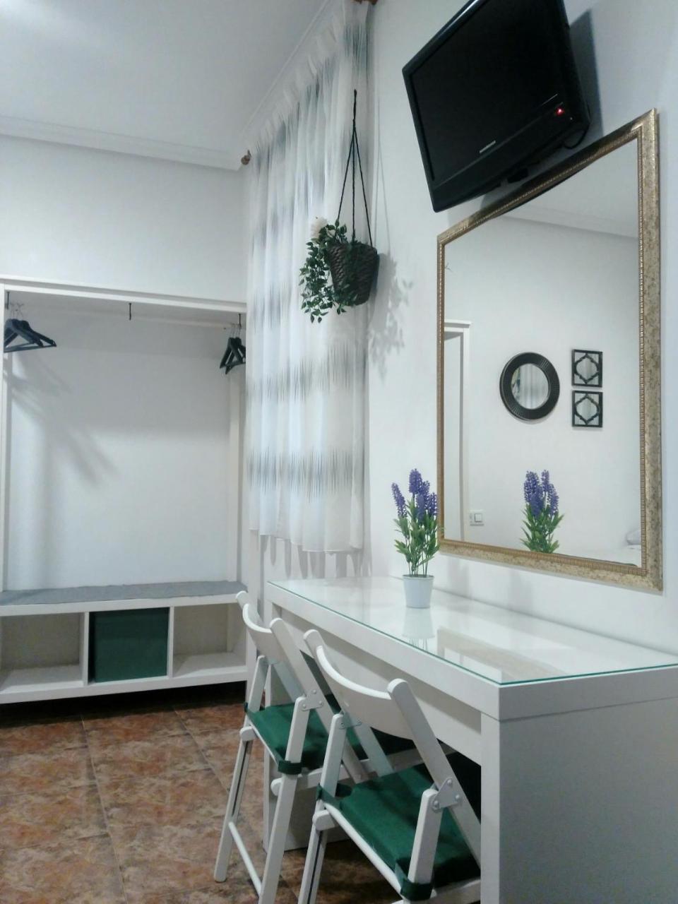Bruna Paseo Del Prado Casa de hóspedes 2*
