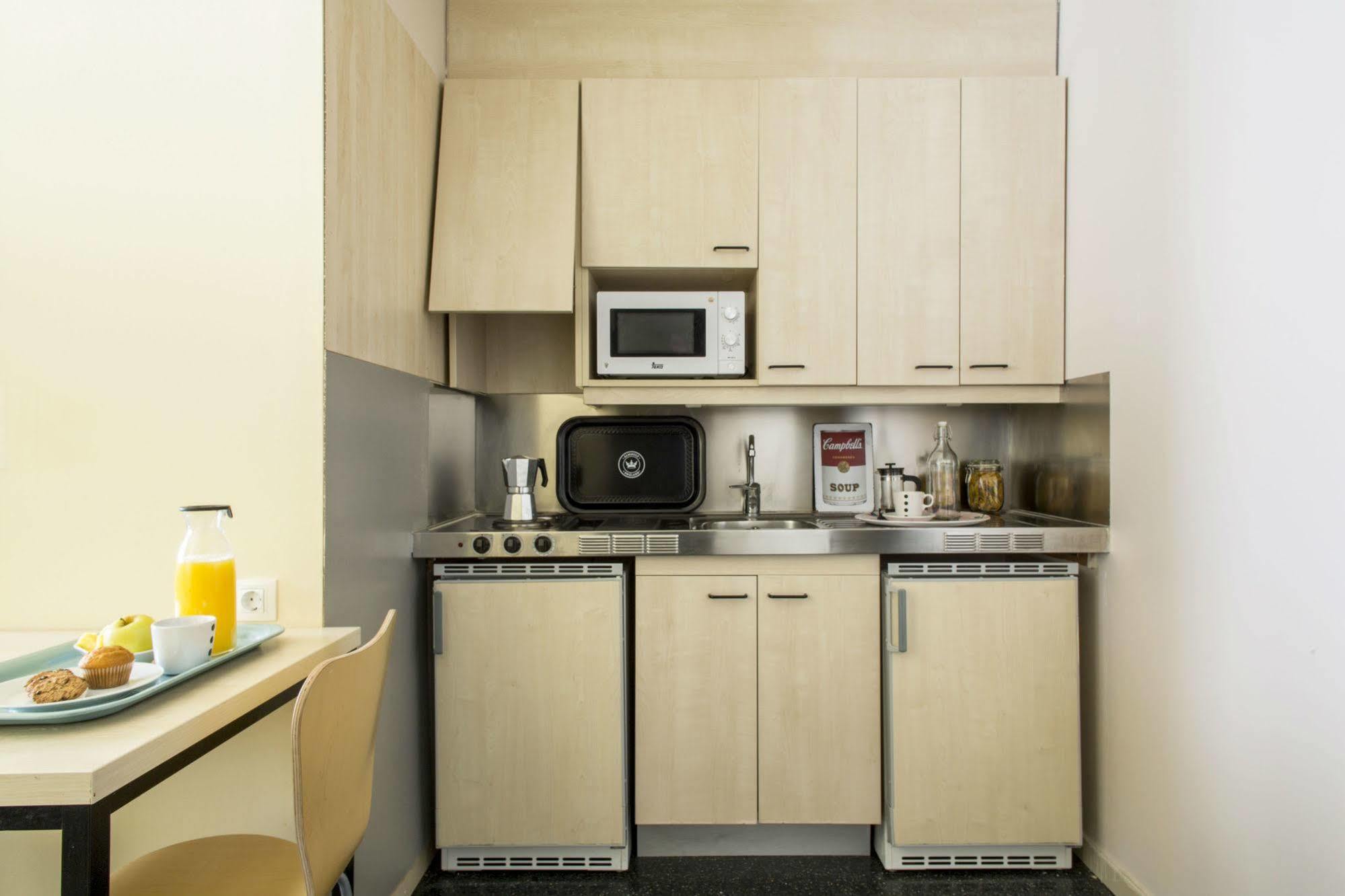 Apartment Residencia Universitaria Resa Erasmo Madrid
