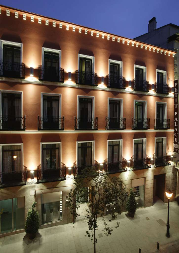 Petit Palace Tres Cruces Madri