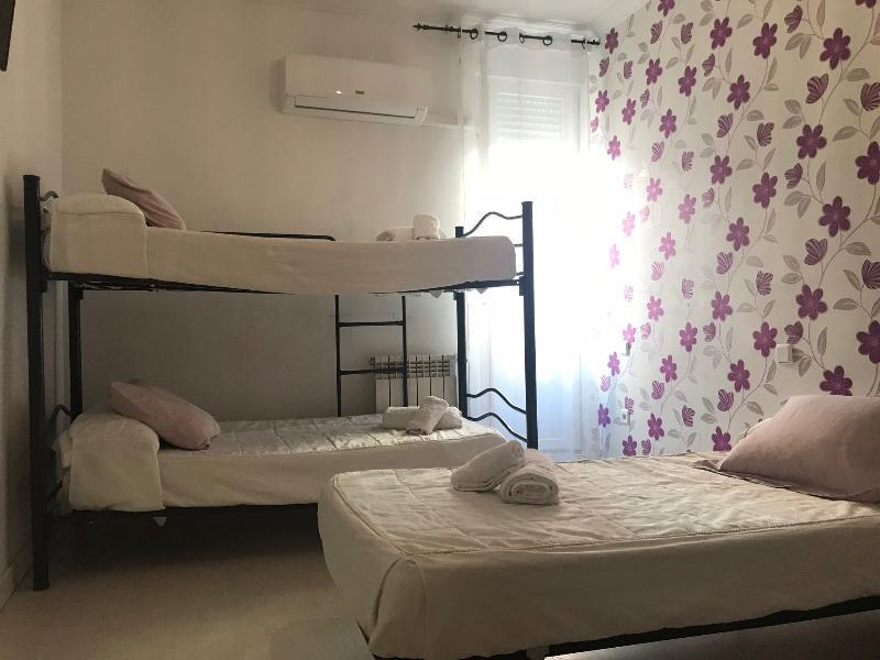 Hostal La Estrella Hotel 2*