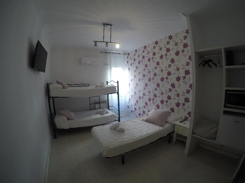Hostal La Estrella Hotel