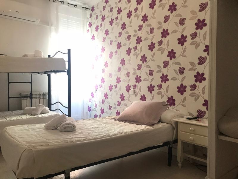 Hostal La Estrella Hotel 2*