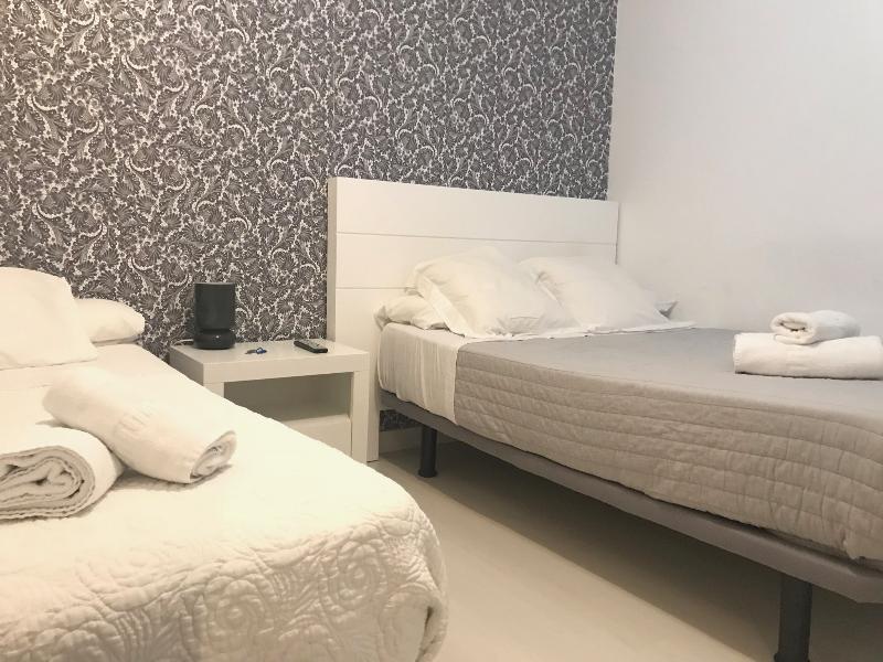 Hostal La Estrella 2* Madrid