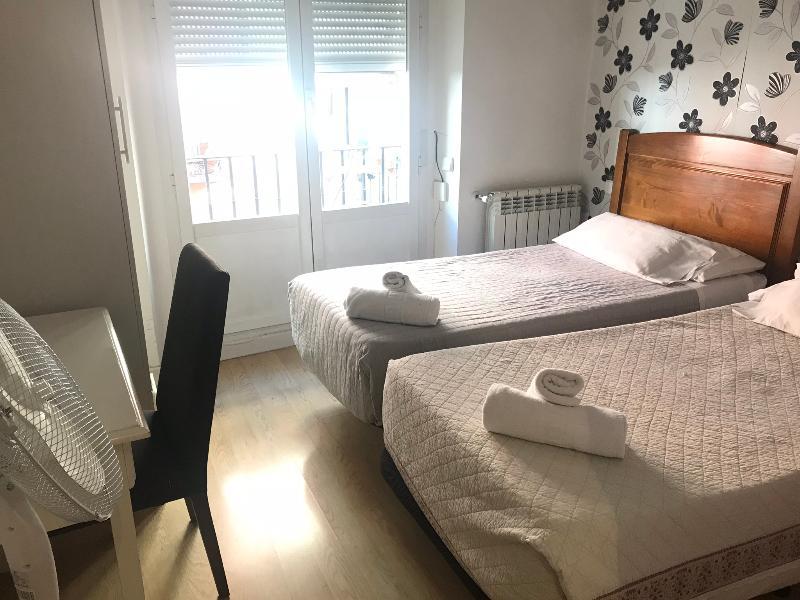 Hostal La Estrella 2* Madrid