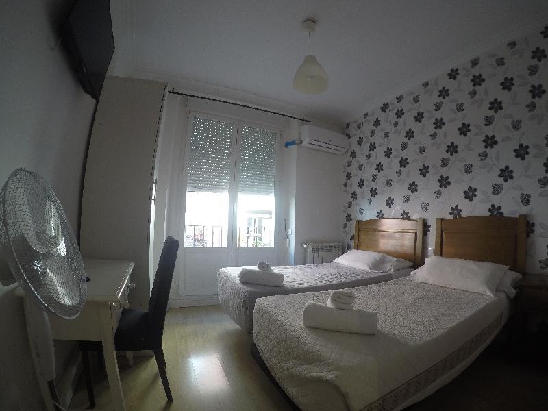 Hostal La Estrella Hotel Madrid