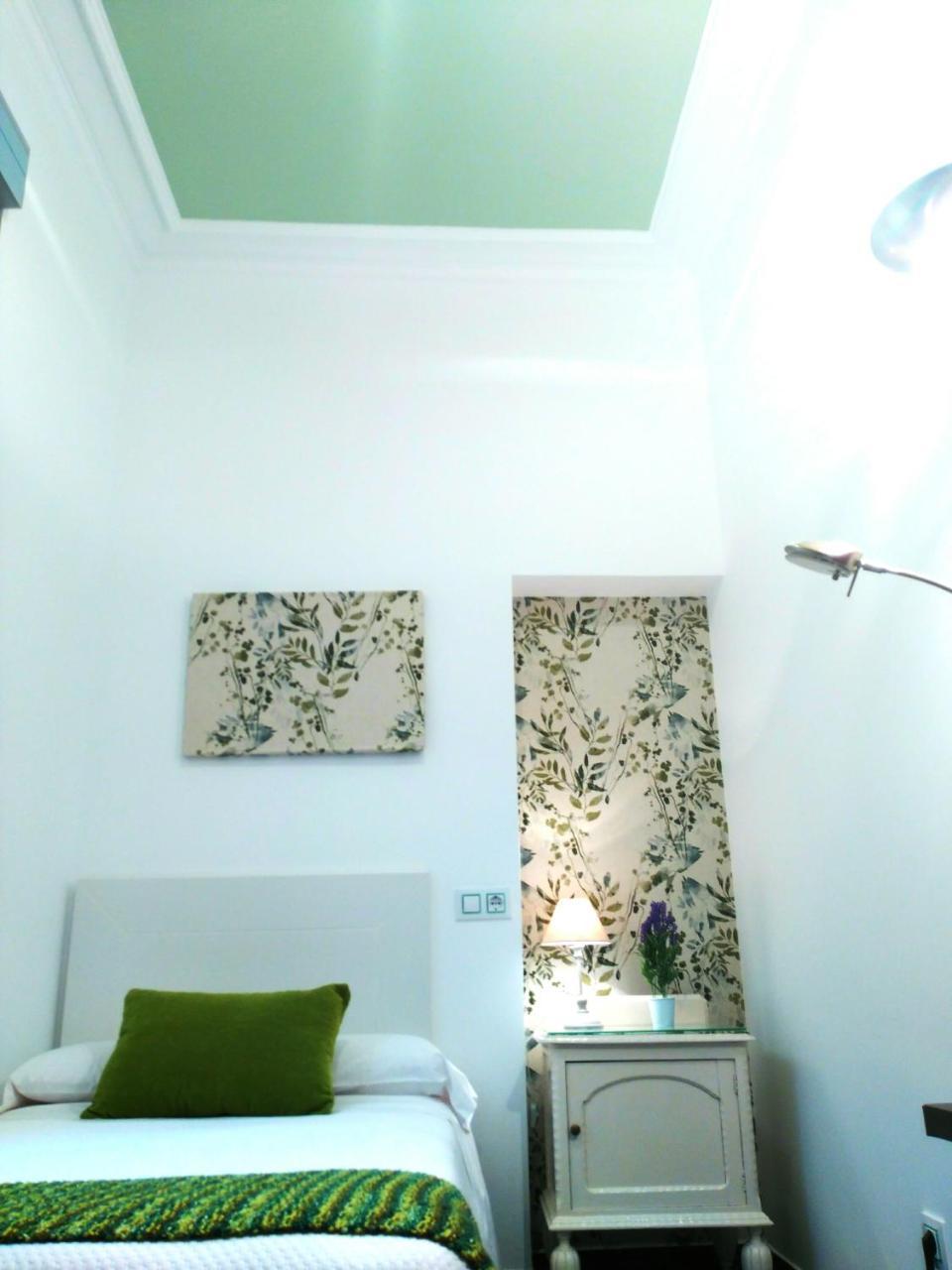 Bruna Paseo Del Prado Casa de hóspedes 2*