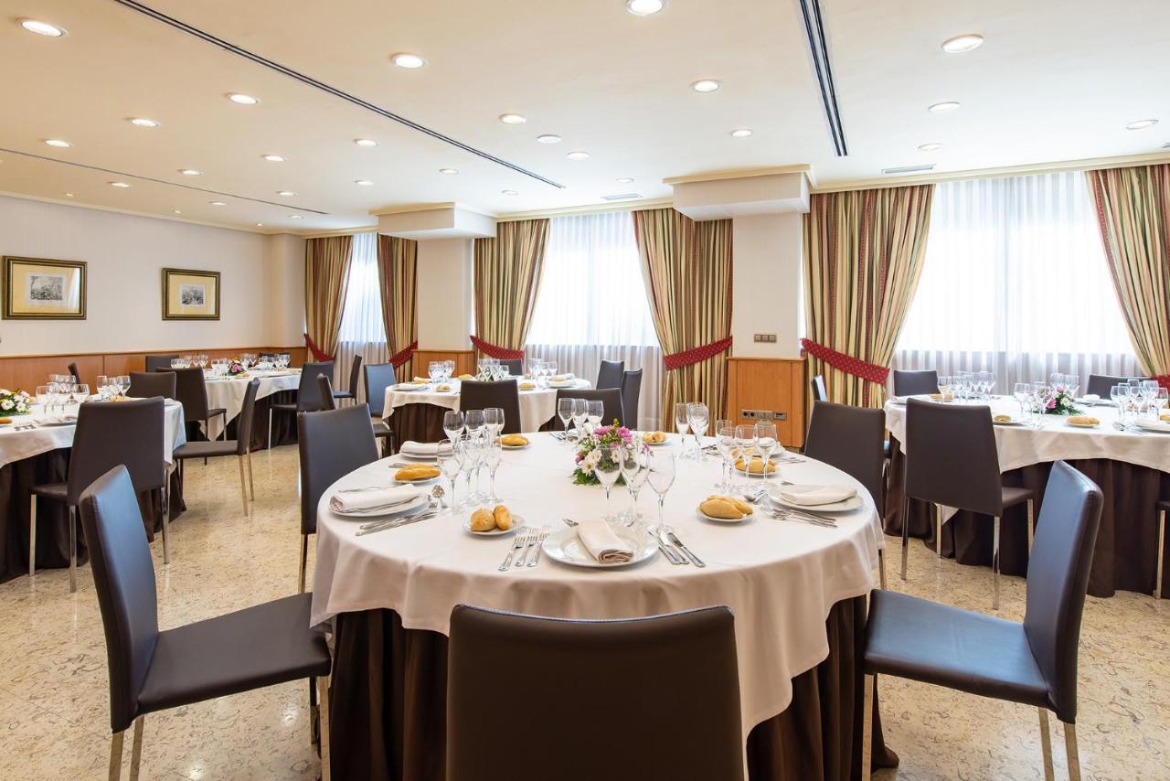 Hotel Praga 4*