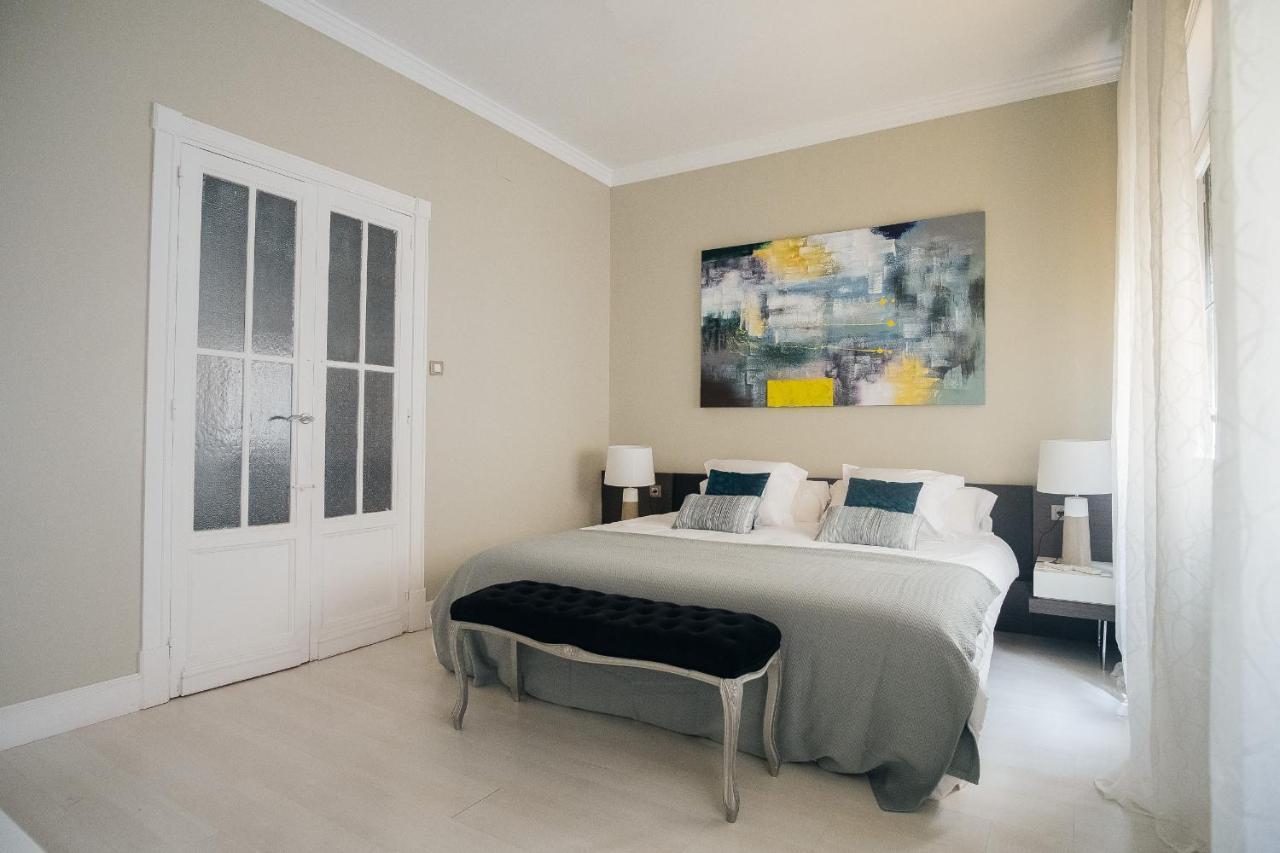 I Salamanca På 220 M². Soveværelser: 4. Private Badeværelser: 3. Lejlighed *