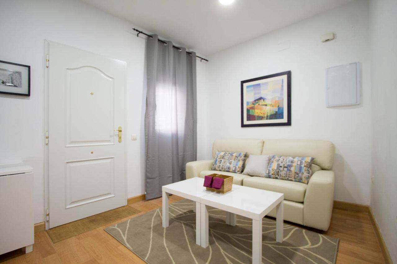 Goyescas Deco Apartment