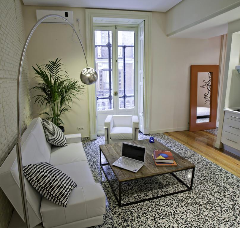 Letras By Terravisiontravel Apartment Madrid