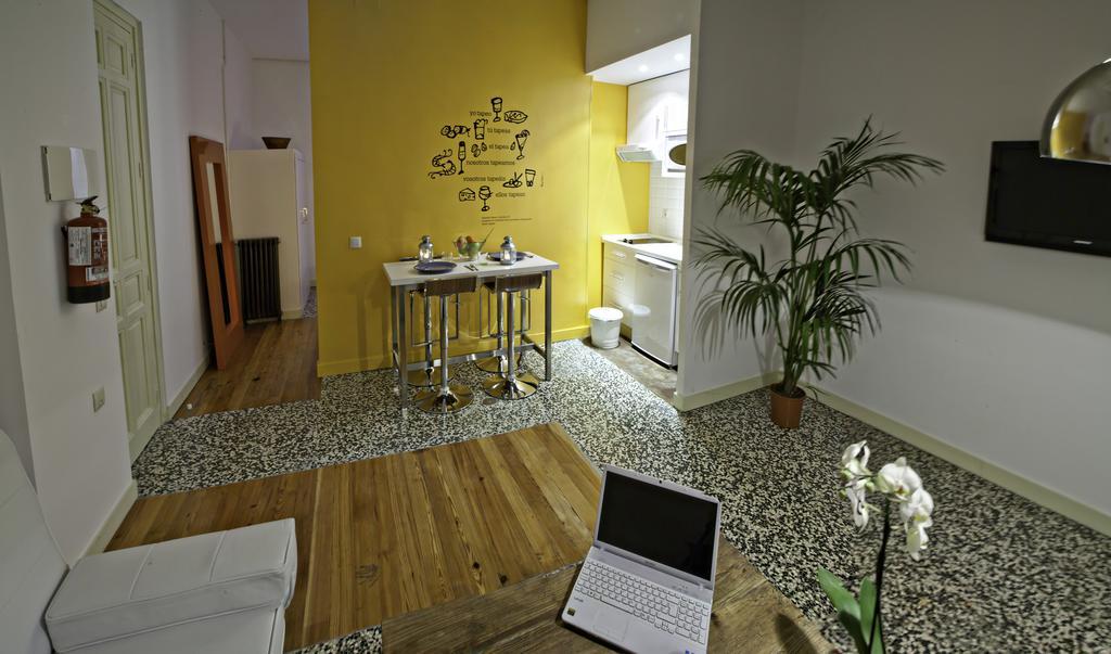 Letras By Terravisiontravel Apartment Madrid