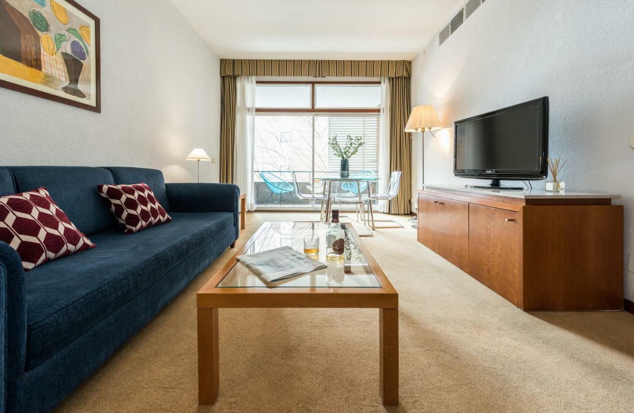 Chic Eurobuilding Apartment Madrid
