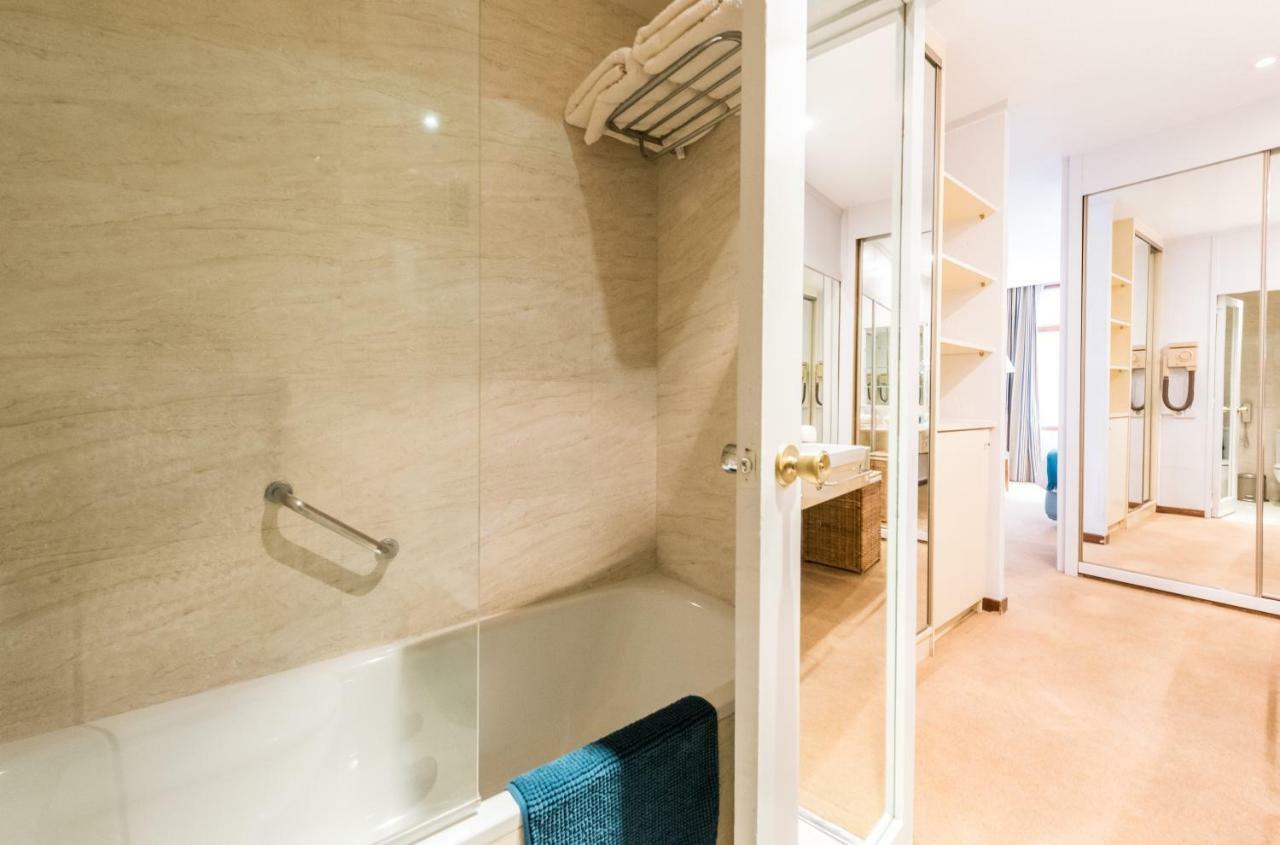 Chic Eurobuilding Apartment *