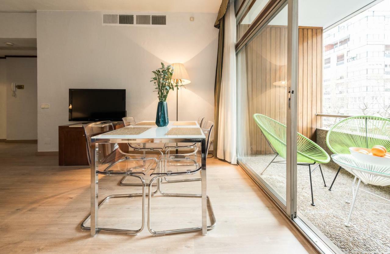 Apartment Chic Eurobuilding