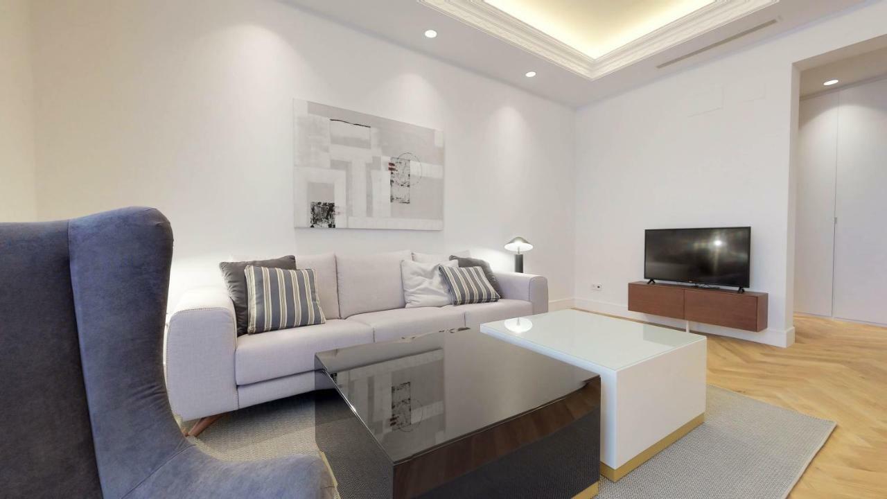 Alcala Luxury Apartment *