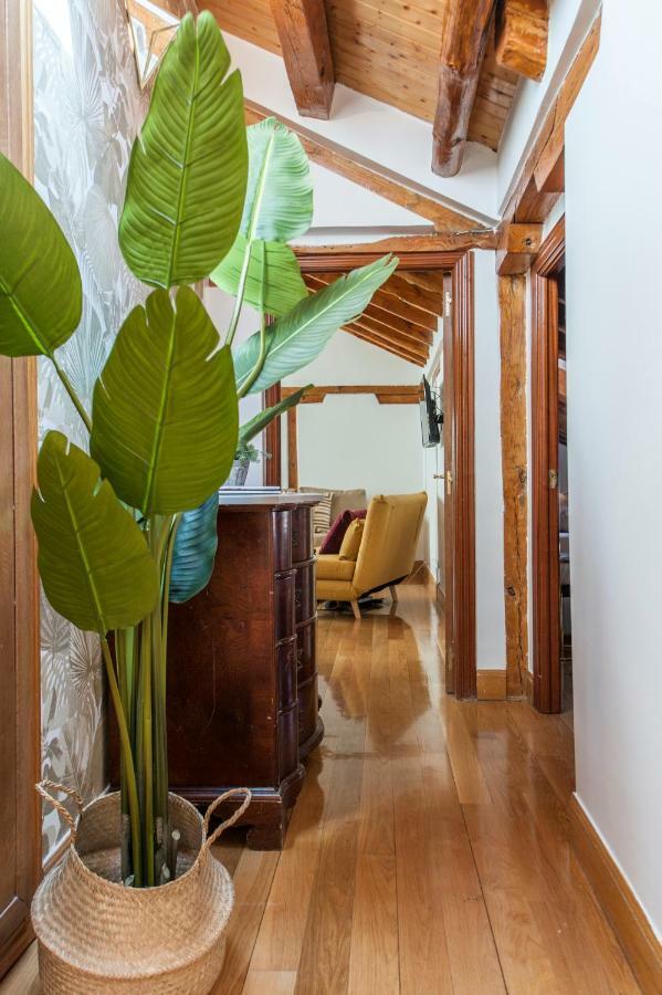 Apartamento Renovado Atico En Chamberi Madri