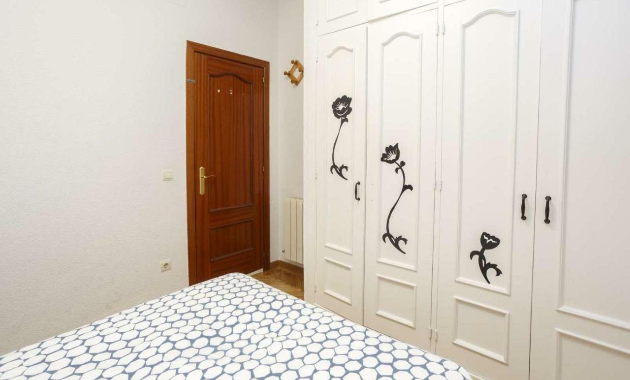 Silver Apartment