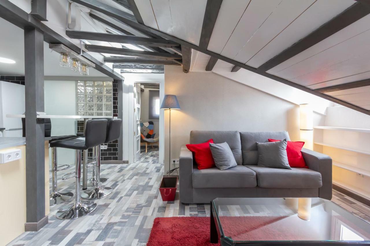 Luna Apartment